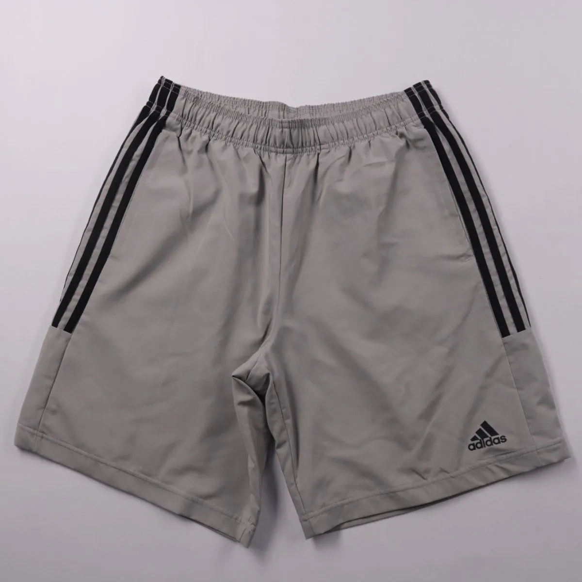 шорты Adidas