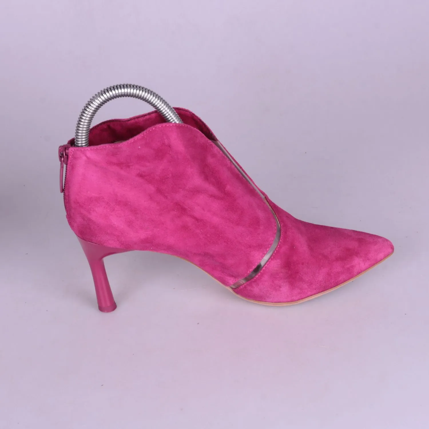 Розовые ботильоны Tamaris из замши на каблуке, размер 37